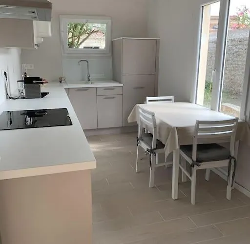 Maison Traditionnelle De Pecheur